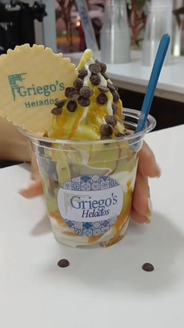 Helados Artesanales & Antojo